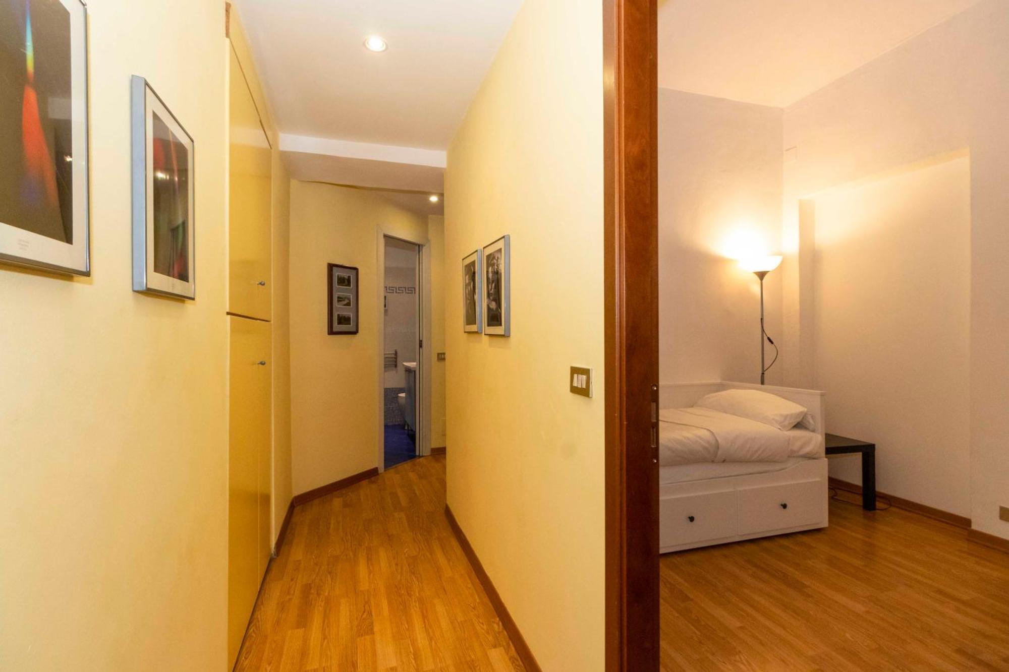 Porta Nuova & San Salvario Roomy Flat Turin Exterior photo