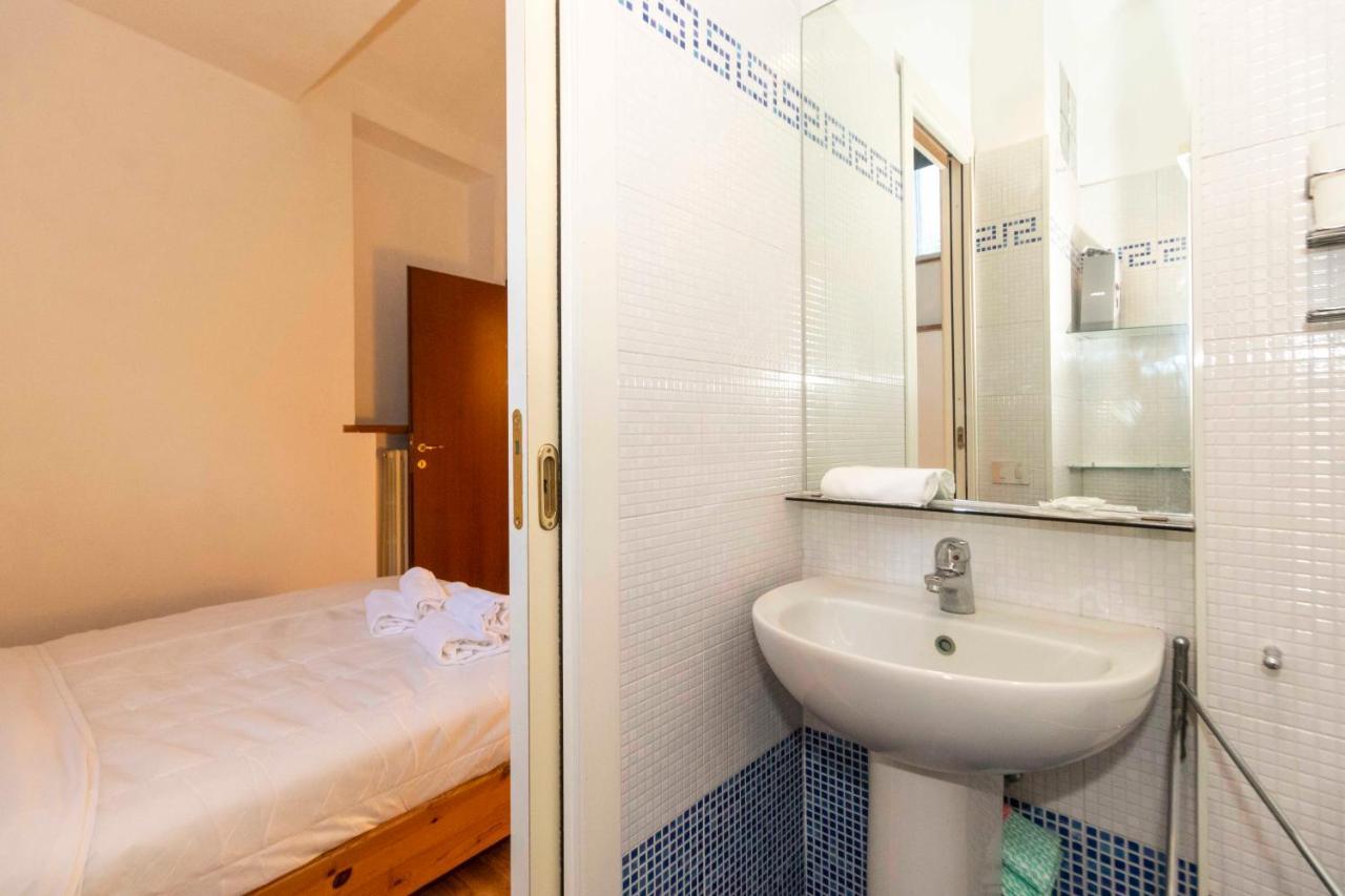 Porta Nuova & San Salvario Roomy Flat Turin Exterior photo